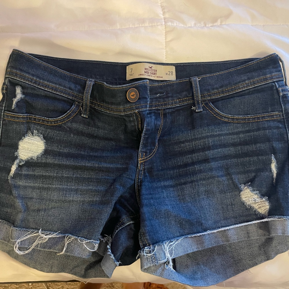 Hollister Midi Shorts Size 7